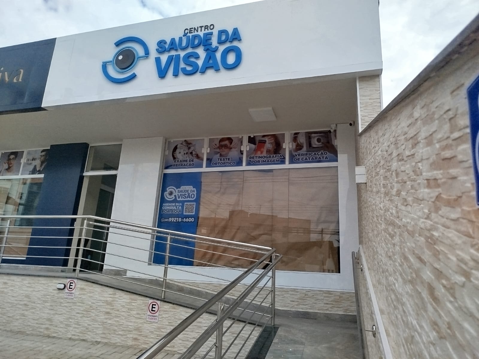 Fachada Centro Saúde da Visão